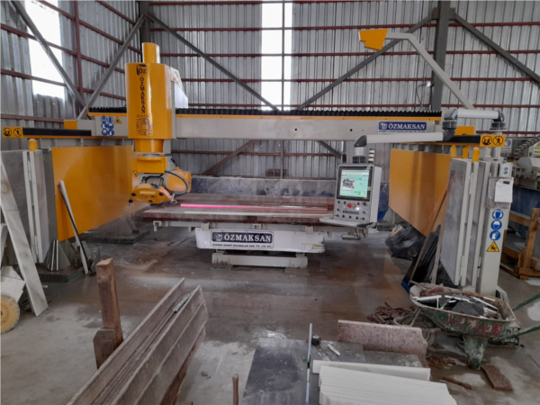 ÖZ-6-CNC KÖRÜ KESME MAKİNESİ